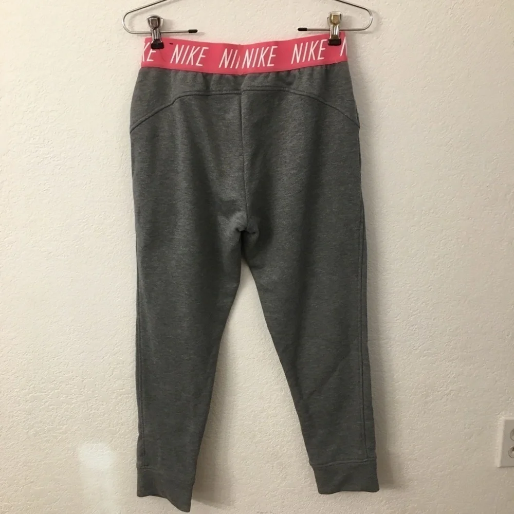 Nike big girls studio training pants carbon heather youth joggers size large